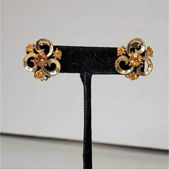 Vintage Gold honey Amber fillagree clip on earrings - Picture 1 of 8